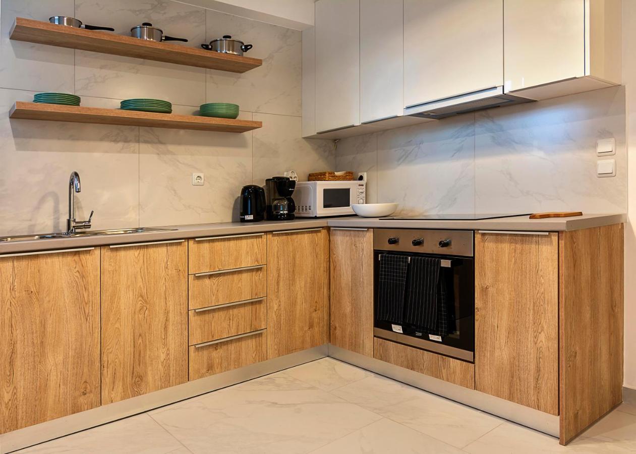 Elegant, Spacious & Minimalist Aptm W/Balcony Apartment Athens Luaran gambar